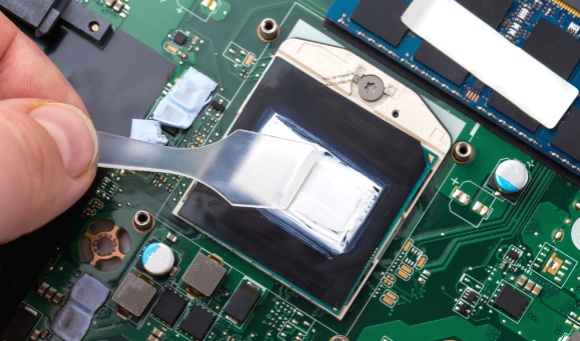 Applying Thermal Paste for Maximum Efficiency - Step-by-Step Guide