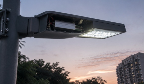 TIM Selection for Outdoor LED Drivers: Sealed Enclosure Requirements